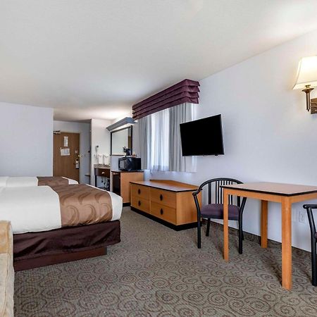 Quality Inn & Suites Denver Airport - Gateway Park Орора Екстер'єр фото