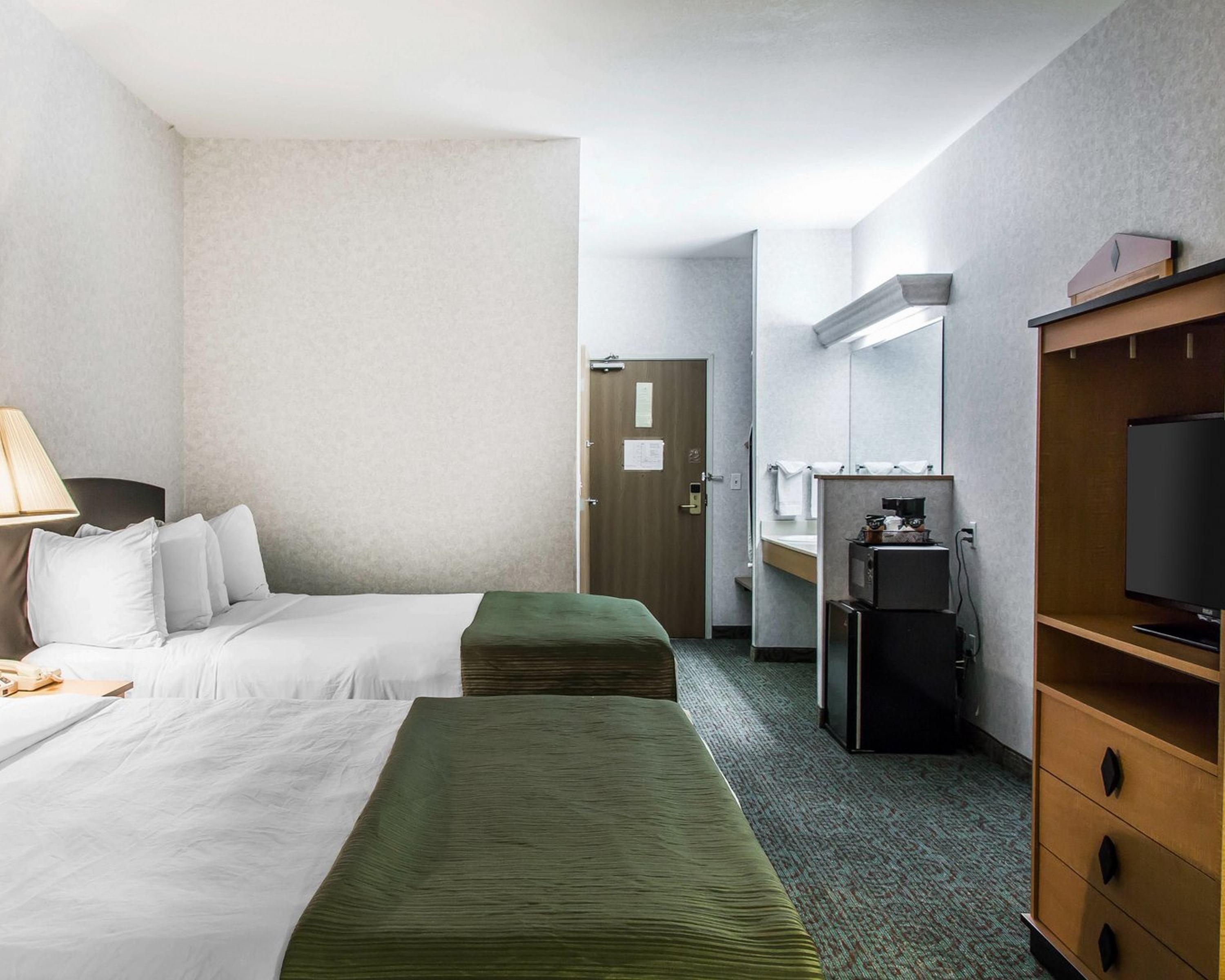 Quality Inn & Suites Denver Airport - Gateway Park Орора Екстер'єр фото