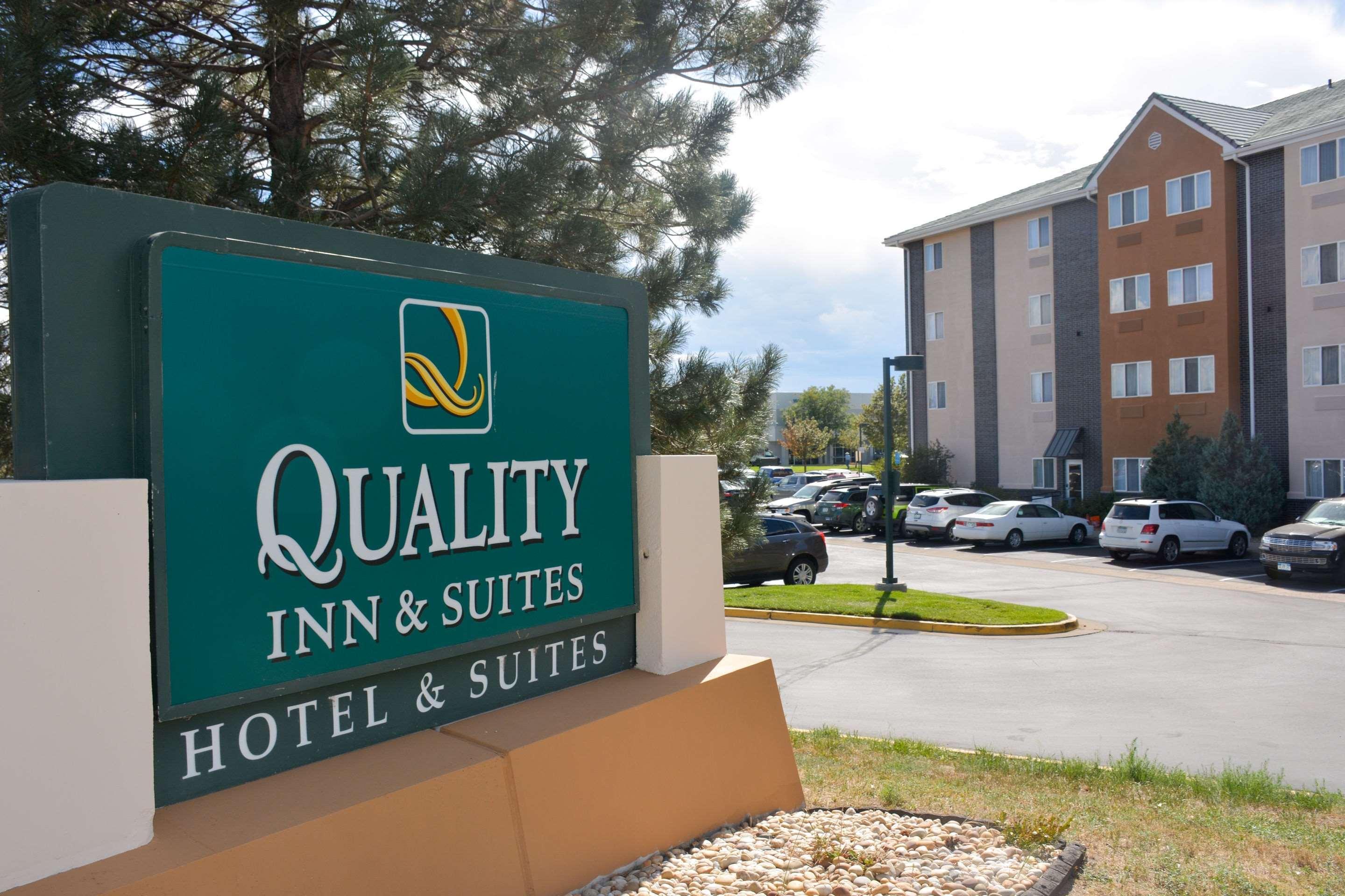 Quality Inn & Suites Denver Airport - Gateway Park Орора Екстер'єр фото