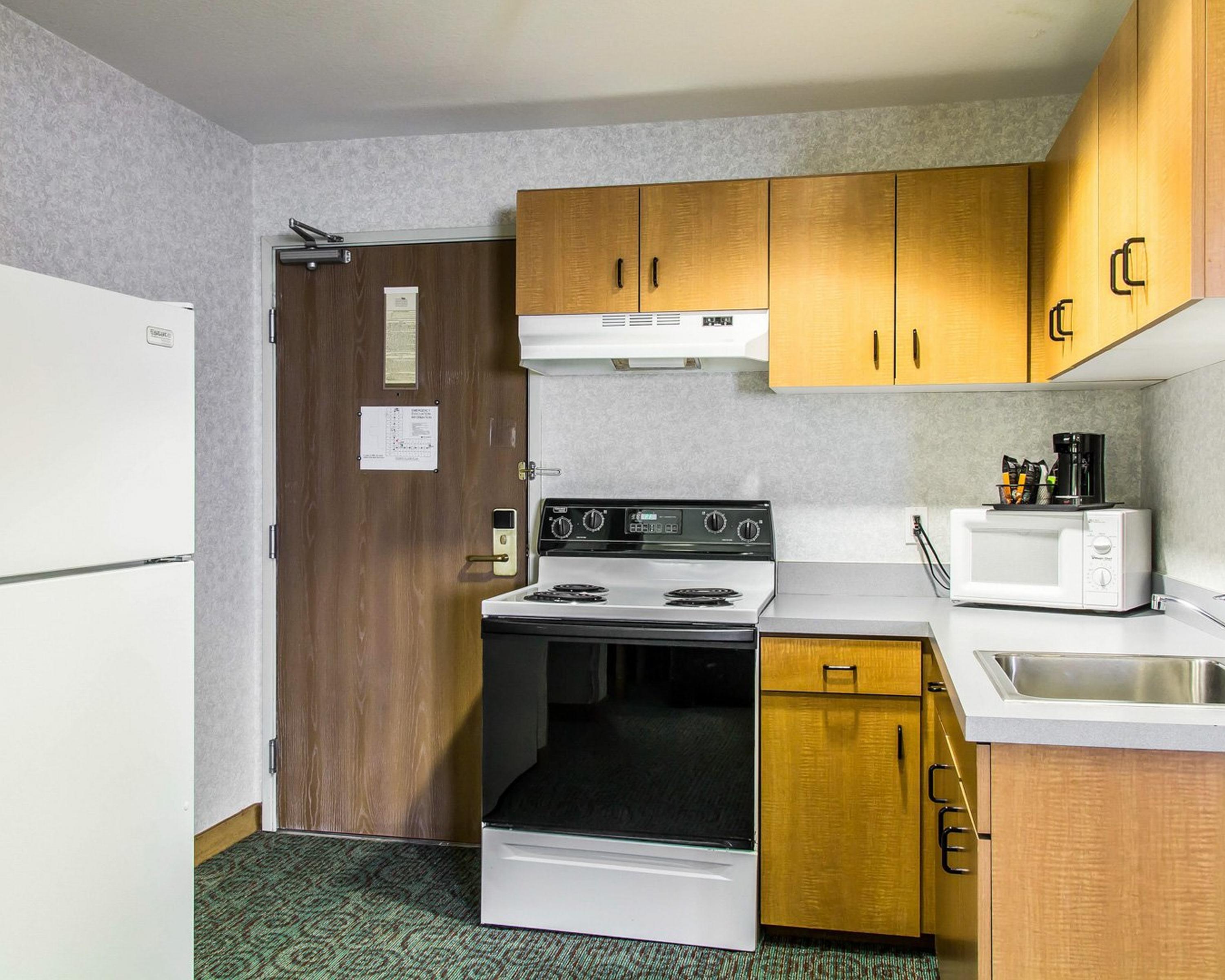 Quality Inn & Suites Denver Airport - Gateway Park Орора Екстер'єр фото