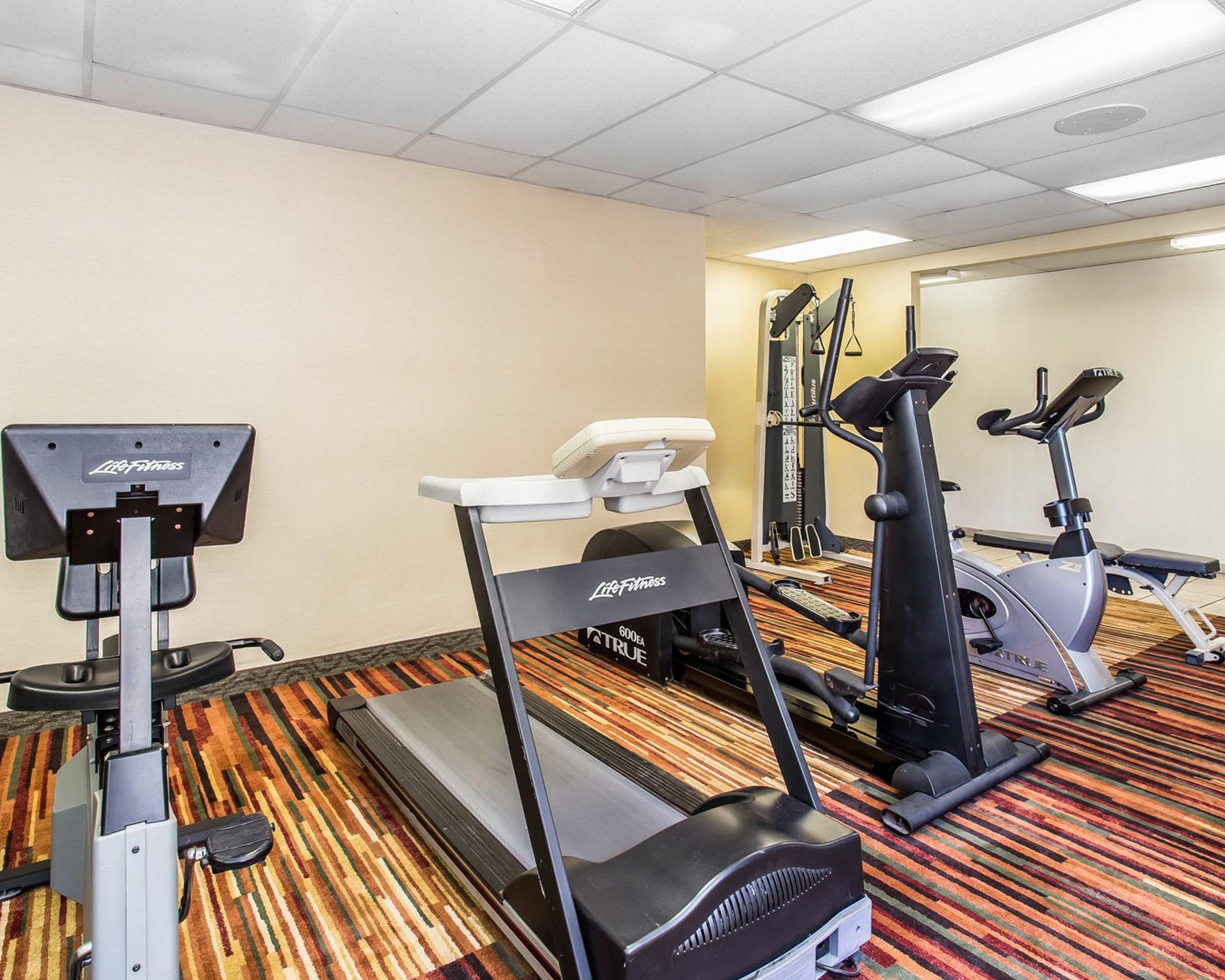 Quality Inn & Suites Denver Airport - Gateway Park Орора Екстер'єр фото
